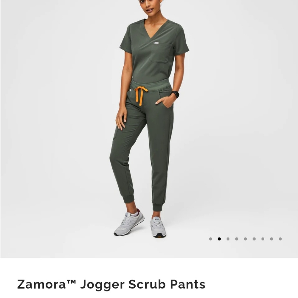 Figs zamora jogger moss size L petite